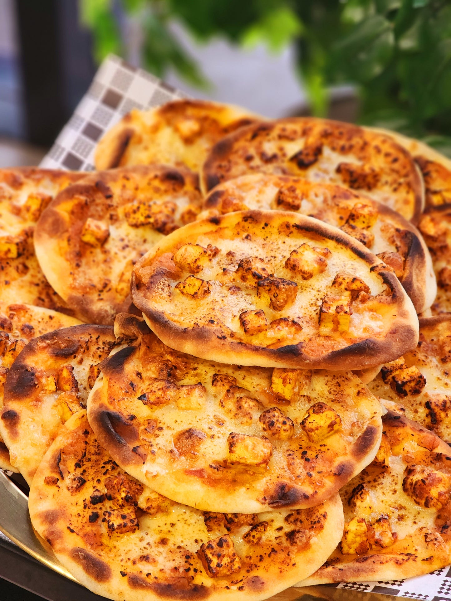 MINI NAAN PANEER PIZZA By Dozen